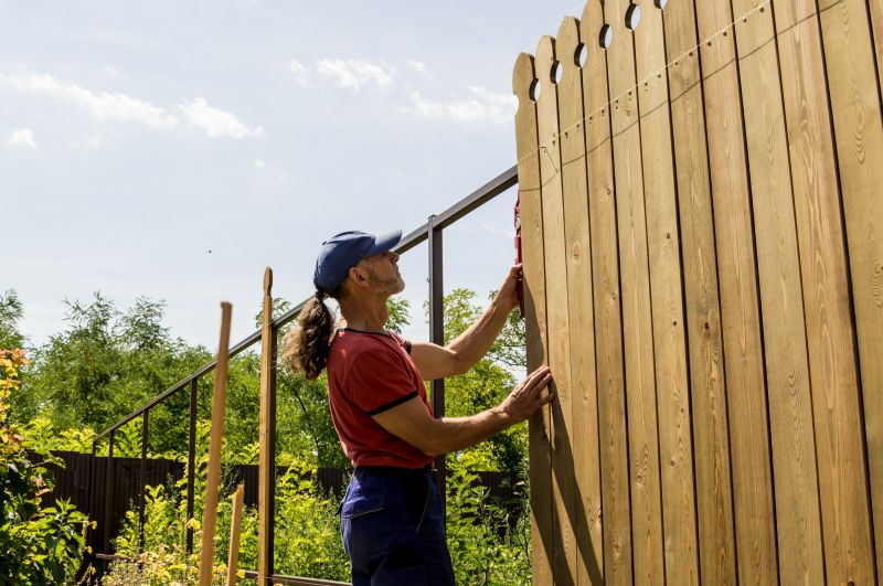 Timber Fence Installation in Pearland, TX